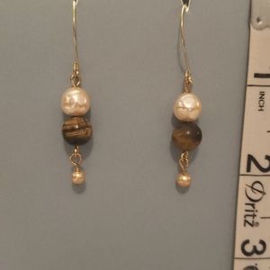Handcrafted Pearl/Cats Eye Gold Dangle Earring